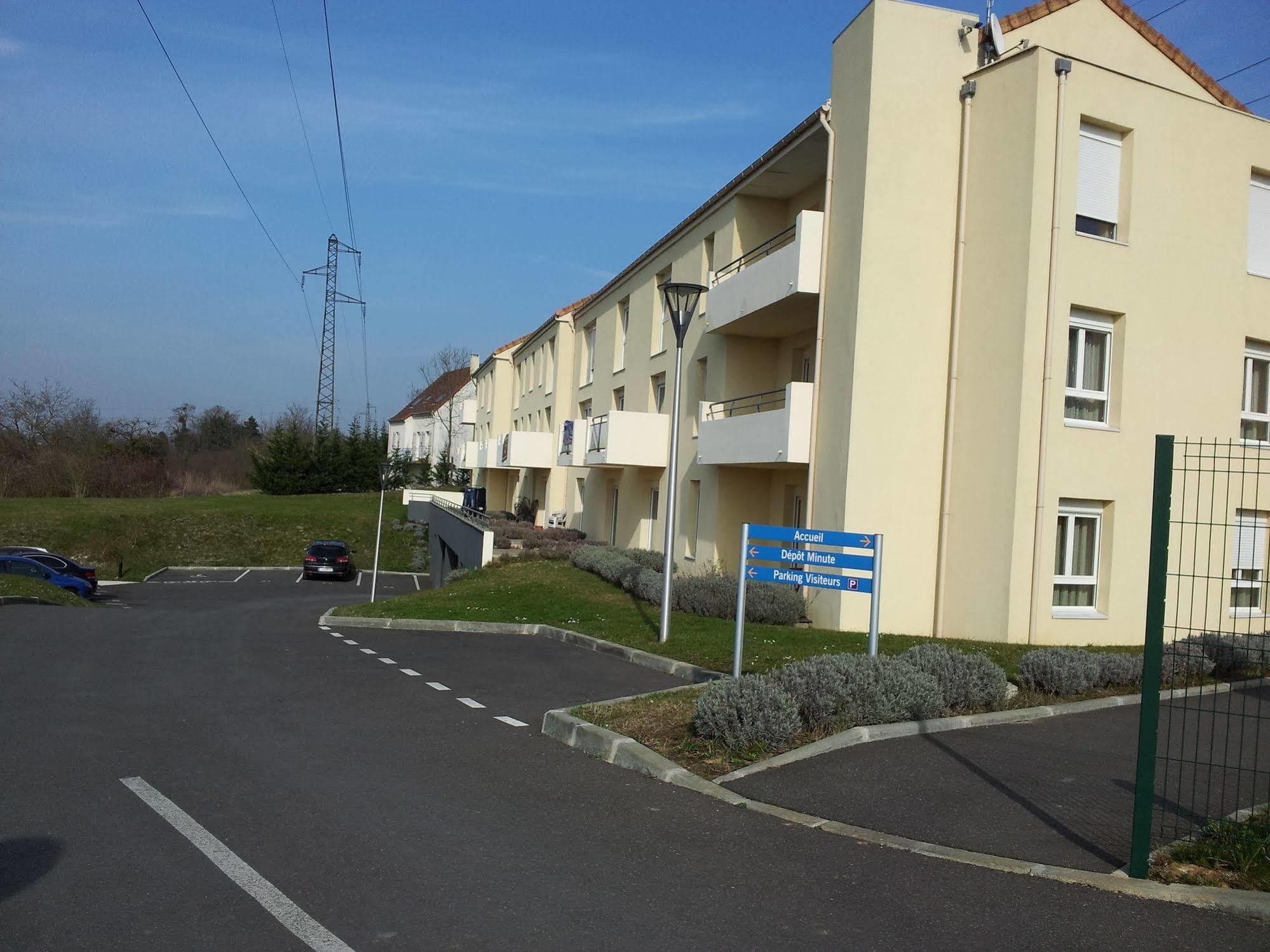 Residence Carouge Appart Hotel Brétigny-sur-Orge Exterior foto