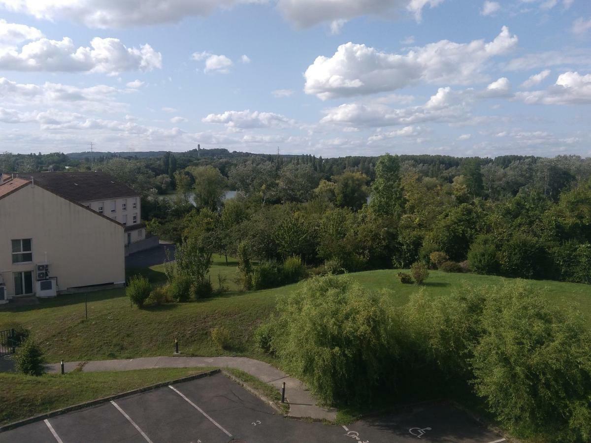 Residence Carouge Appart Hotel Brétigny-sur-Orge Exterior foto